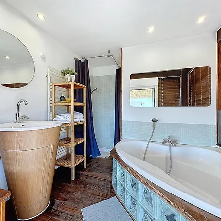 Intuition Rooftop Vaste Terrasse Cannes